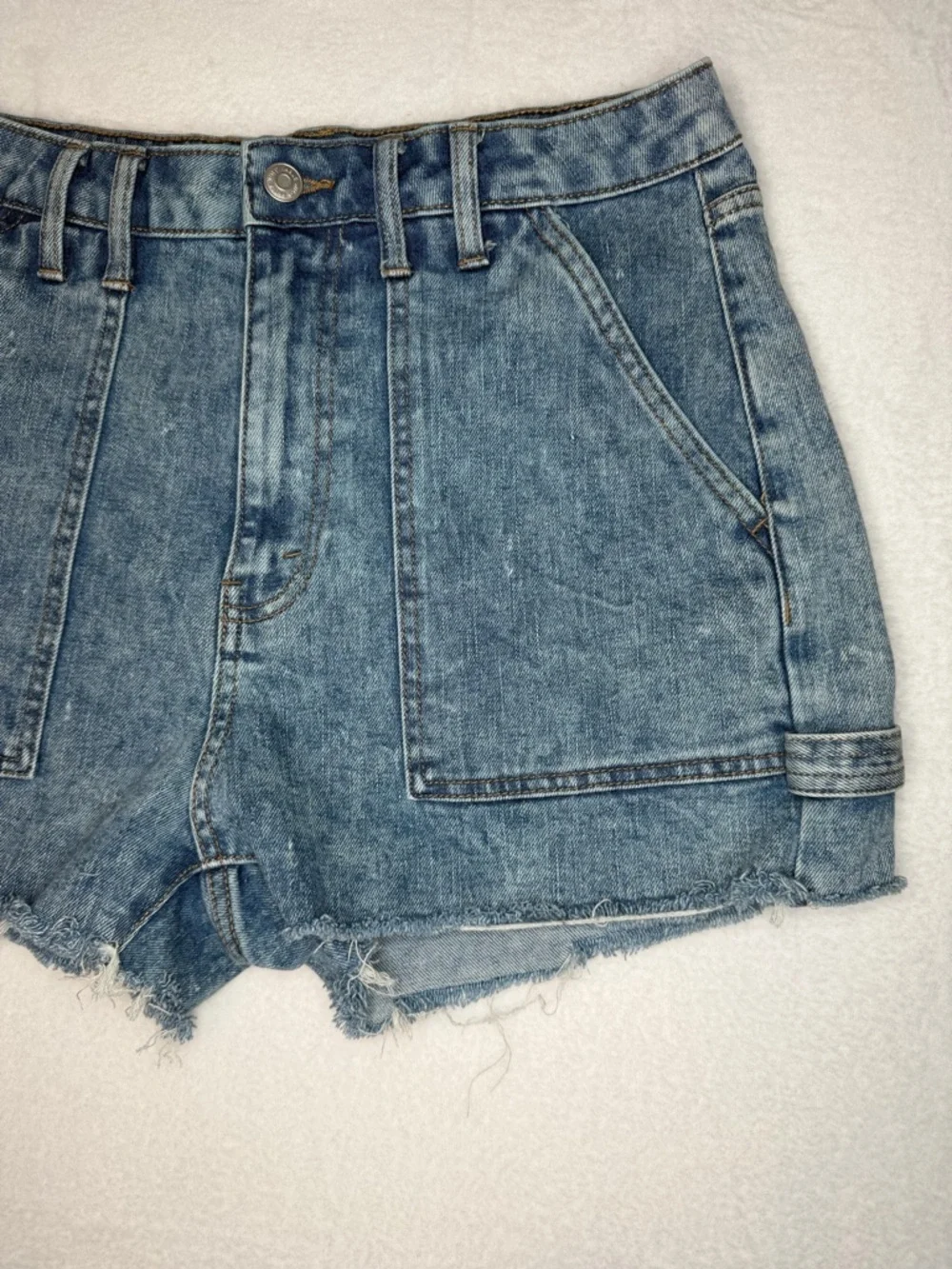 Women’s Wild Fable Highest Rise Shorts Acid Wash‎ size 10